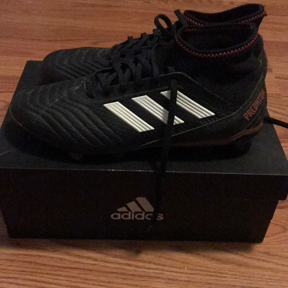 Adidas “Predator 18.3 FG” soccer cleats WITH BOX